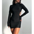 Μίνι φόρεμα ζιβάγκο με λεπτομέρεια στρας (Μαύρο)