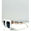 Τετράγωνα γυαλιά ηλίου με χρυσό βραχιόνα (Λευκό)