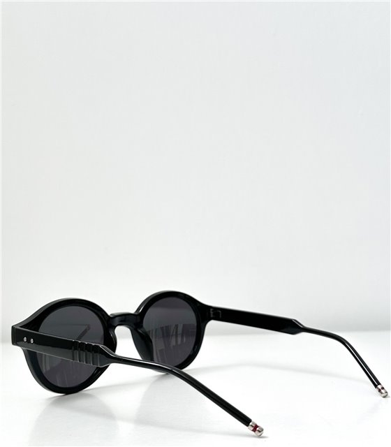 Στρόγγυλα γυαλιά ηλίου με ασημί λεπτομέρεια (Μαύρο)