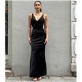 Elegant Μαύρο Σατέν Maxi Φόρεμα με Δαντελένια Λεπτομέρεια